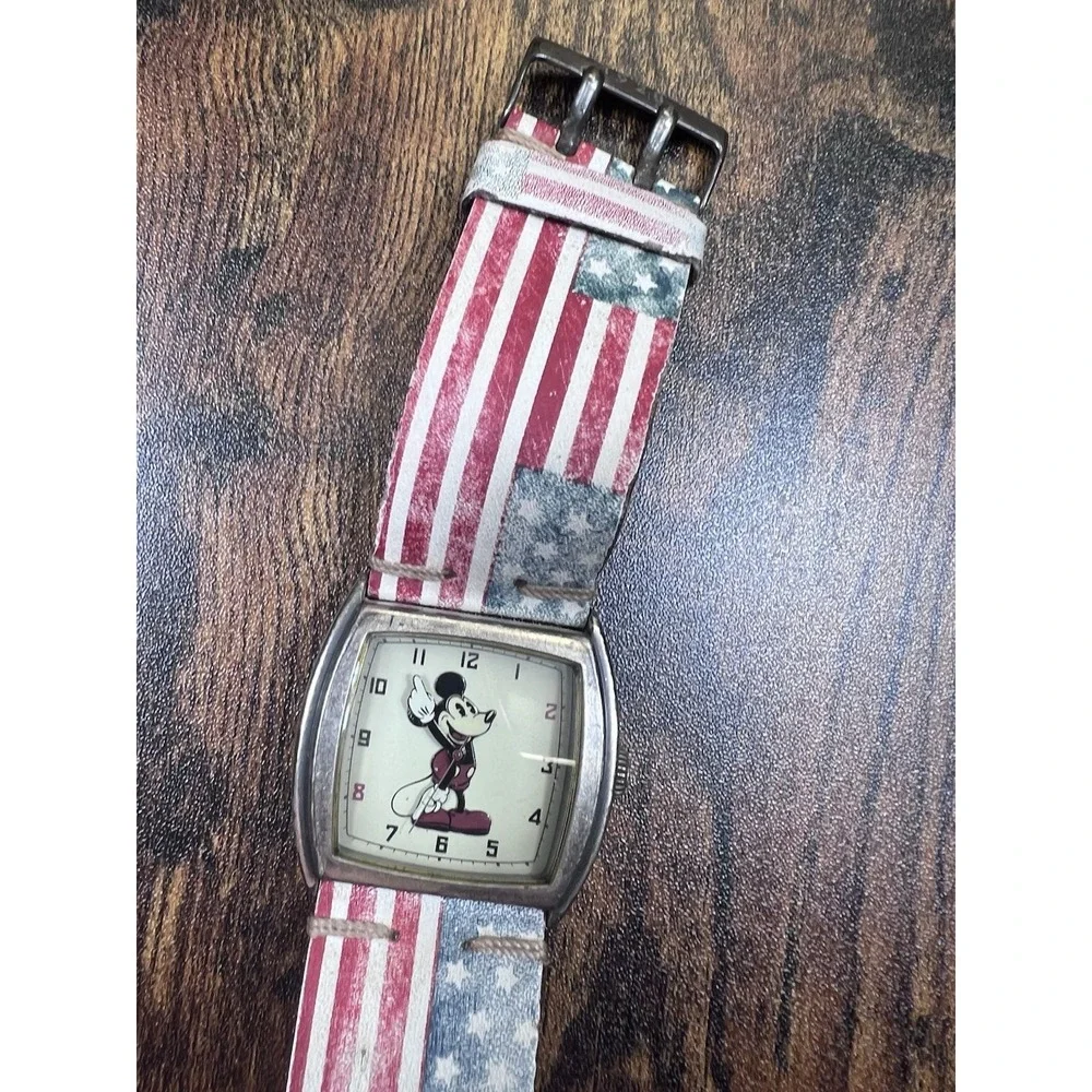 Disney RARE Mickey Mouse WATCH 